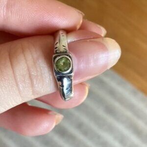 Silpada Sterling Silver Green Peridot Ring !RARE!